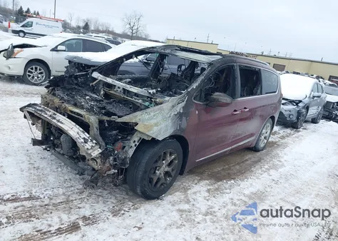 2018 Chrysler Pacifica Limited z USA, uszkodzony, nr VIN 2C4RC1GG1JR245923